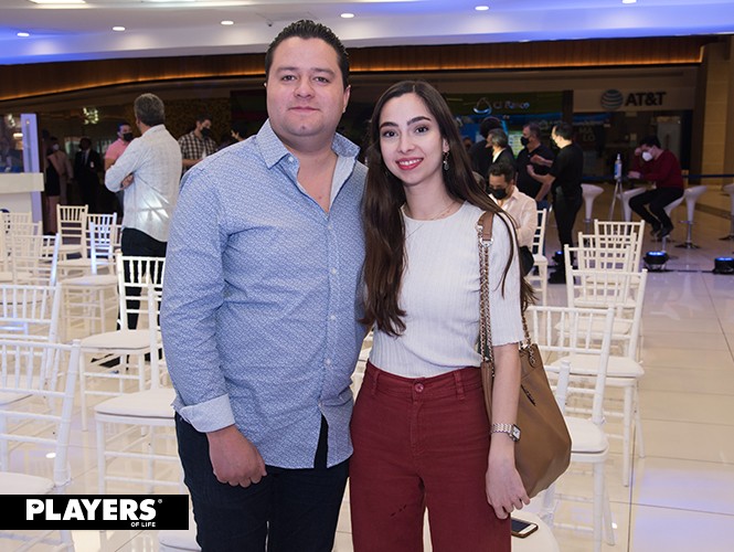 Salvador Salazar y Alina Urdiales