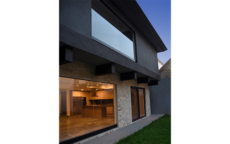 CASA LOS AMATES FACHADA POSTERIOR3 Proyecto: Casa Los Amates