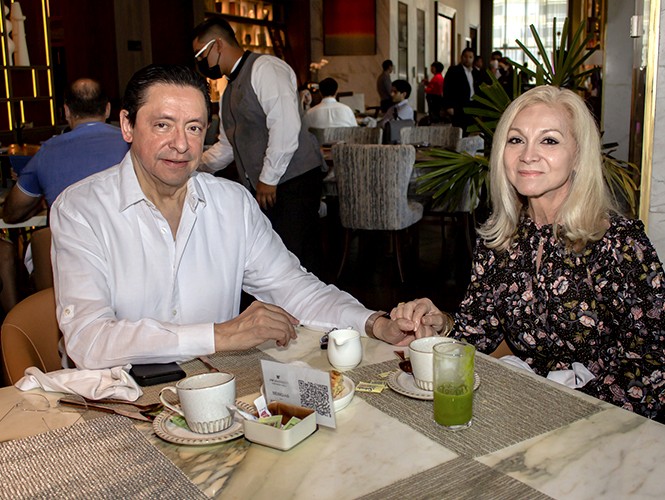 _0011_005Arturo Estrada y Virginia Reyna