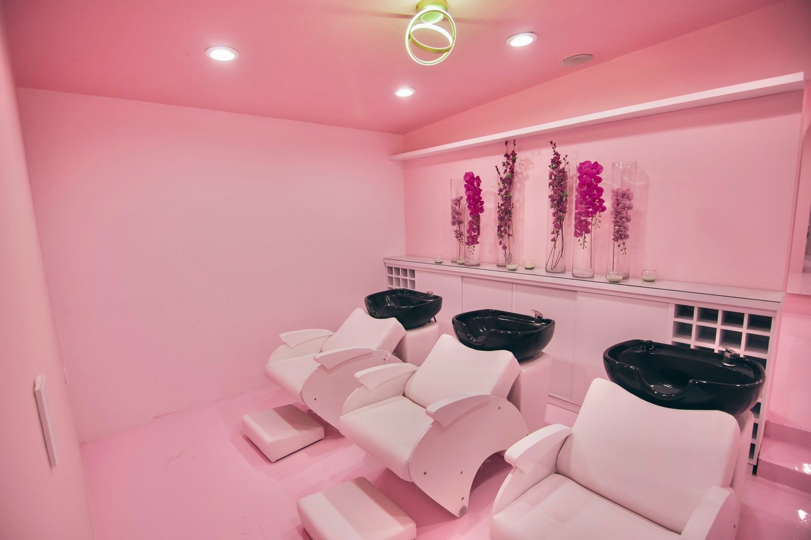 1e7409f0-805a-4294-9449-e589784f5733