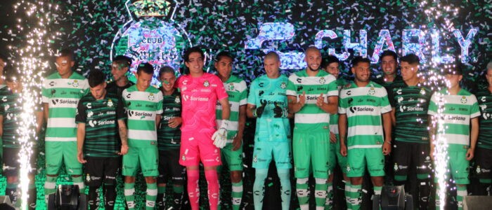IMG_0031 uniformes Santos Laguna