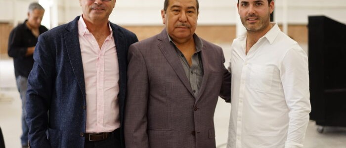 ROBERTO GARCIA, PEDRO FLORES, ROBERTO GARCIA