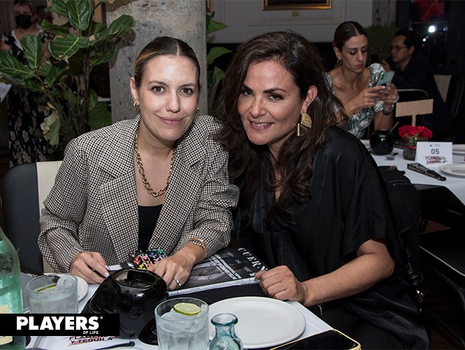 Sofía Álvarez del Castillo y Dolores Tapia