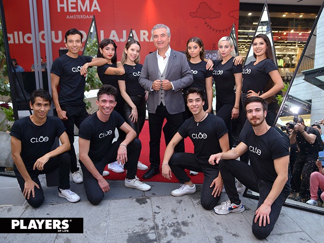 Julio Ron, Jessica Decote, Cristina Ibarbia, Carlos Ruizvelasco, Ismael González y Daniel Toro en la inauguración de Cloe La Perla