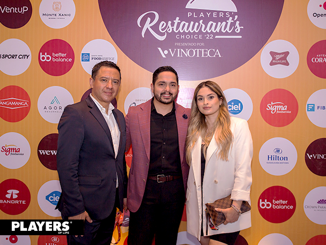 Armando Estrada, Eliud Espinoza y Antonieta Velázquez
