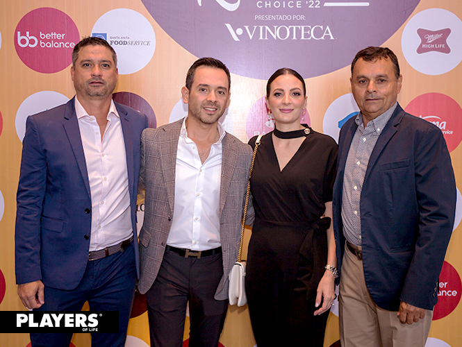 César Ángulo, Víctor Ángulo, Marcela de Ángulo y Aquino Ángulo