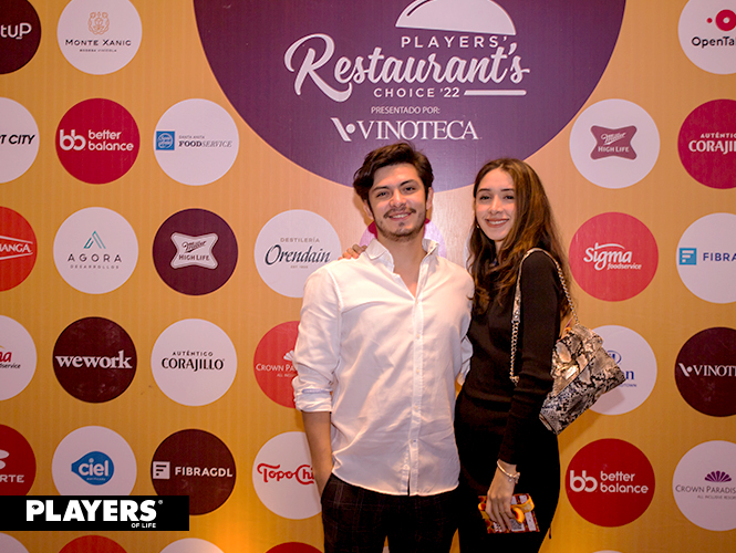 Daniel Robles Martín y Jessica Flores