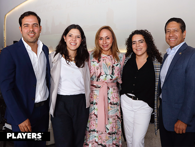 Sergio Montaño, Ale Moreno, Araceli Ramos, Gabriela Ibarra y Miguel Ángel Fong