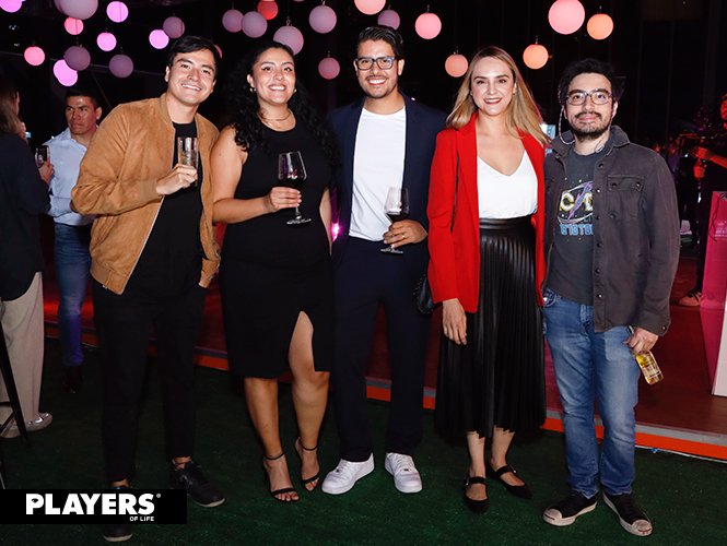 David Bonilla, Carla Ruvalcaba, Daniel Vega, Zusscell Ruvalcaba y Jossue Loubet