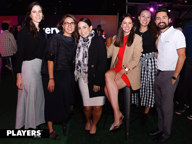 María José Font, Mónica Villafuerte, Fernanda Tello, Irene Ramírez, Vanessa Vega y Octavio Aguilera