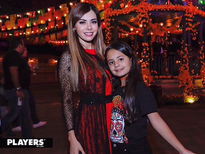 Cecy Saldaña y Renata Buenrostro