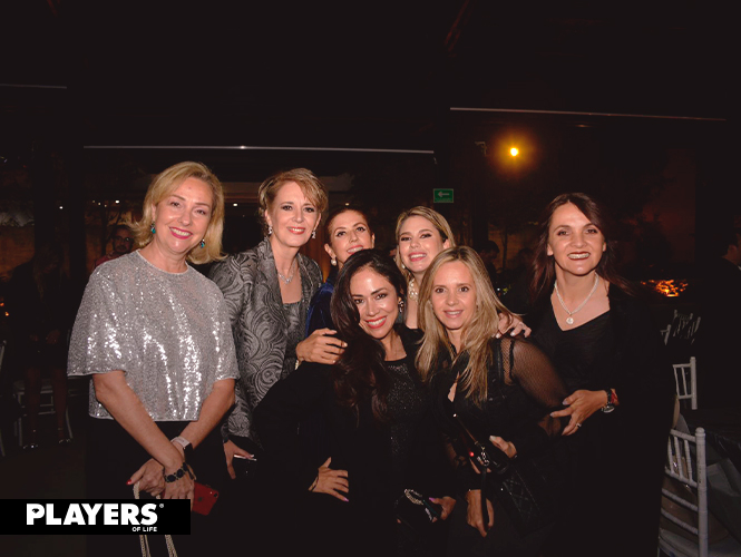 Carla Díaz Leal, Leticia Orozco, Gaby Alujas, Karen Ahued, Geo López Arana, Jessica Reséndiz y Helia Corazzini