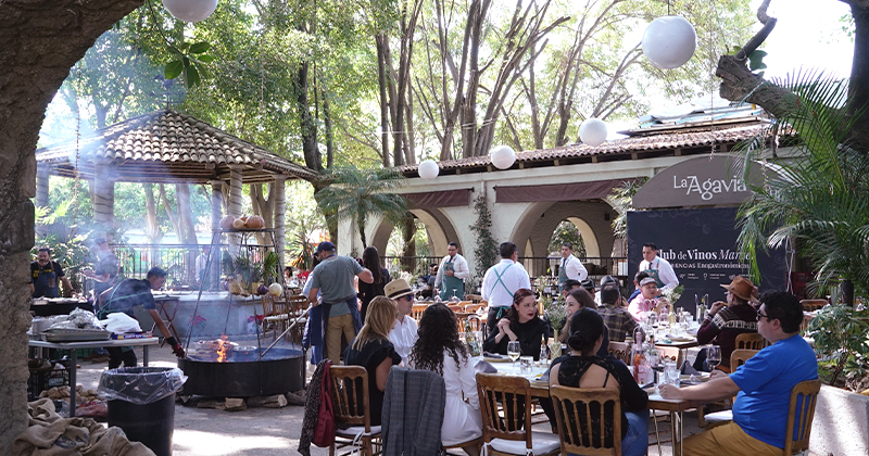 Club de Vinos Marzel despide el año con asadito criollo