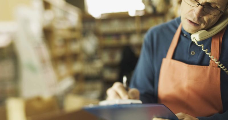 Aprueban estímulos en el trámite y refrendo de licencias de funcionamiento
