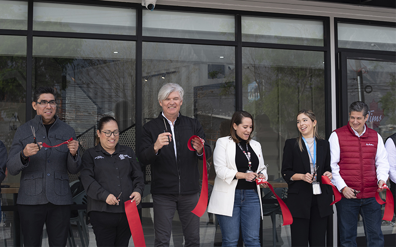 TIM HORTONS_0007_INTERIOR 2