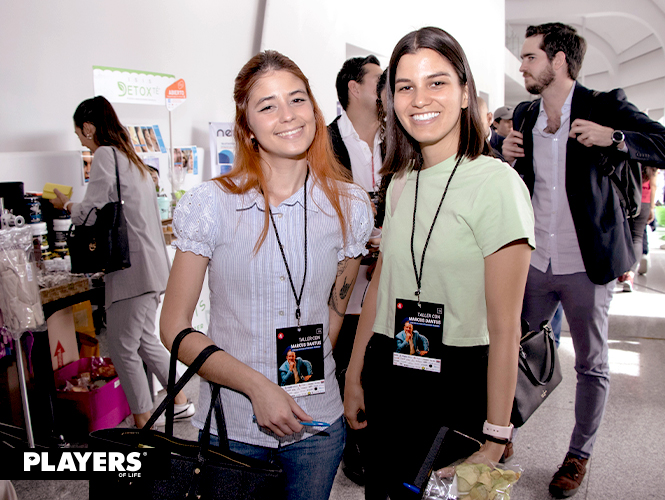 Miranda Fong y Regina Sánchez.
