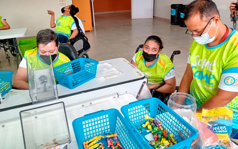 MENTES CON ALAS MENTES CON ALAS