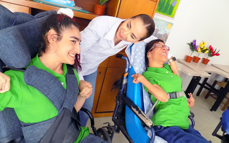 INTERIOR--MENTES-CON-ALAS-12