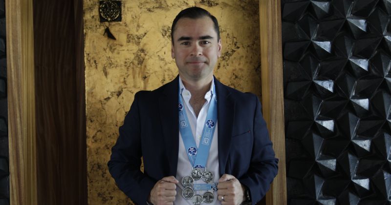 Luis Olivares "Mr. Major": Empresario y maratonista