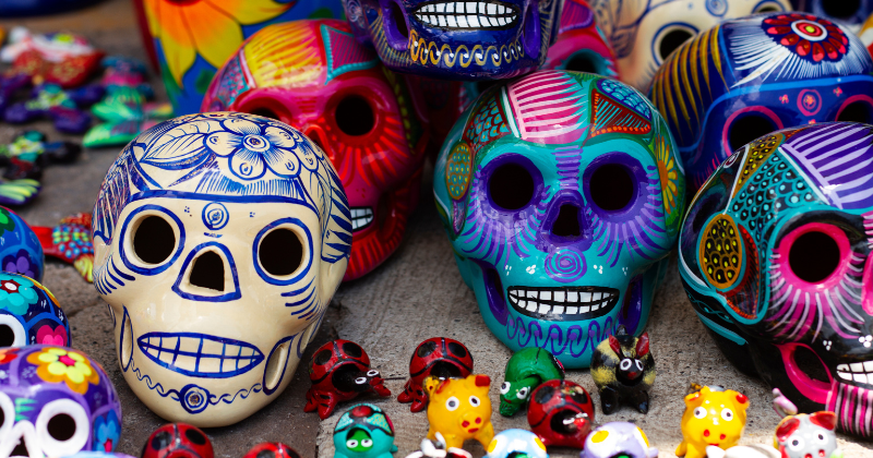 Calaveras en la Feria del Cartón y Día de Muertos en Guadalajara