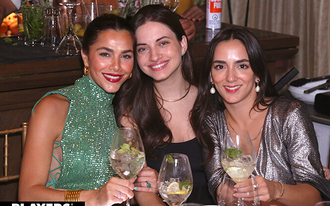 Connie-Dávalos,-Pau-García-Moya-y-Megan-Dalmau1