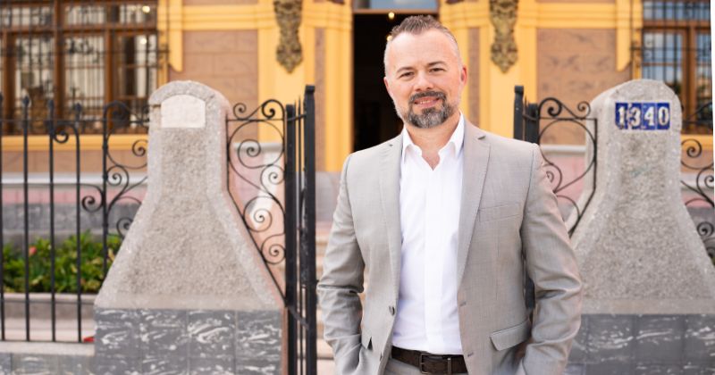 Jaime Salum; la habilidad de la palabra