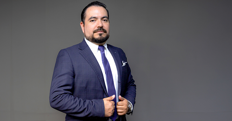 Dr. Mauricio Pérez Vargas
