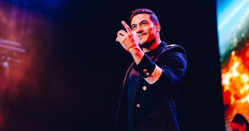 Carlos Rivera regresa a Monterrey con "Un tour a todas partes"
