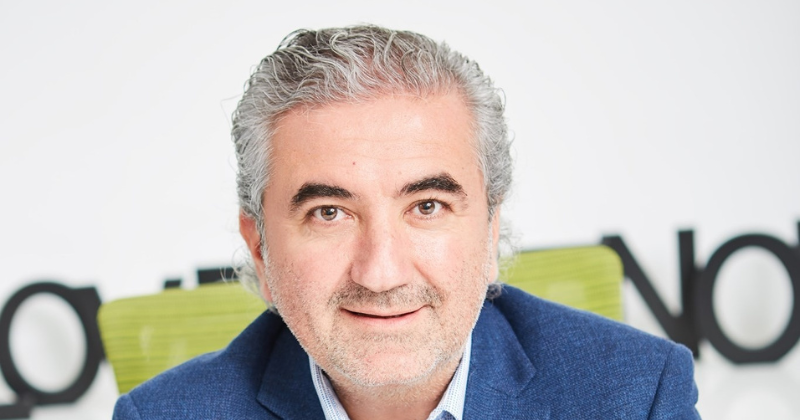 Cloe libro de aniversario Carlos RuizVelasco