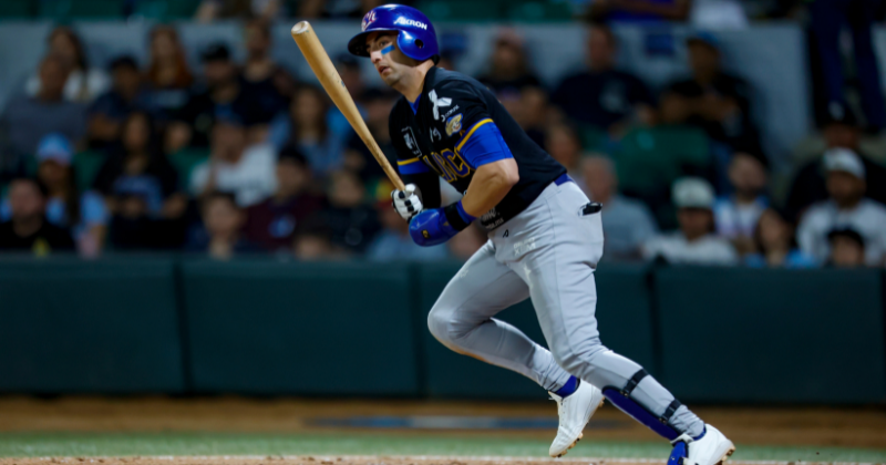 Charros compra la franquicia de verano de Mariachis