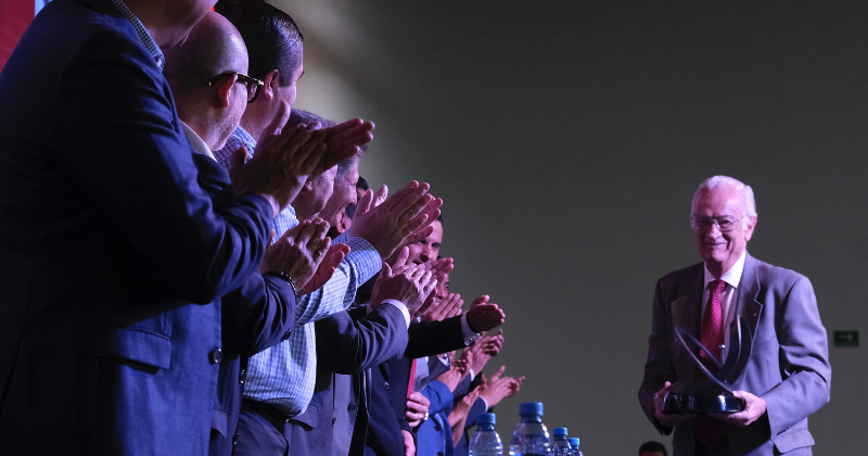 Eduardo Padilla Quiroz Galardón Industrial CMIC 2023