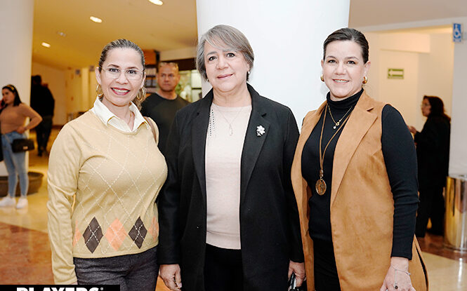 _DSC3192-Tere-Vanderelst,-Yolanda-Villar-y-Fabiola-Villar