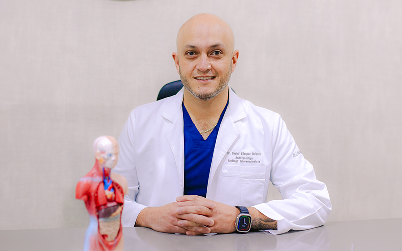 Dr. Daniel Vázquez