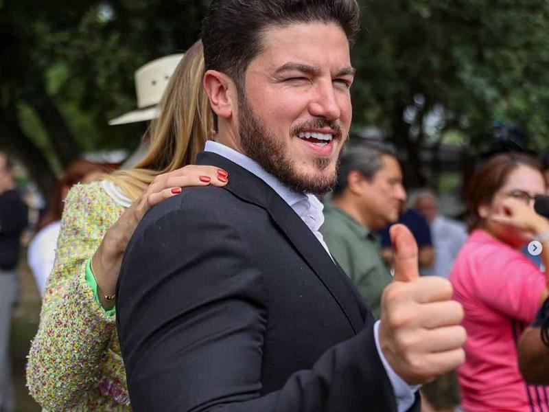 Samuel García celebra creación de empleos en Nuevo León