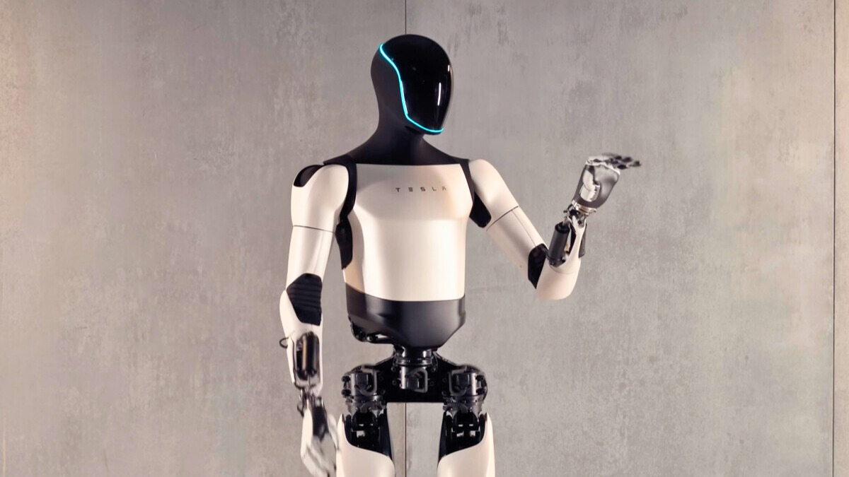 El visionario CEO, Elon Musk, anunció robots humanoides de Tesla para uso interno de la compañía, con miras al próximo año 2025.