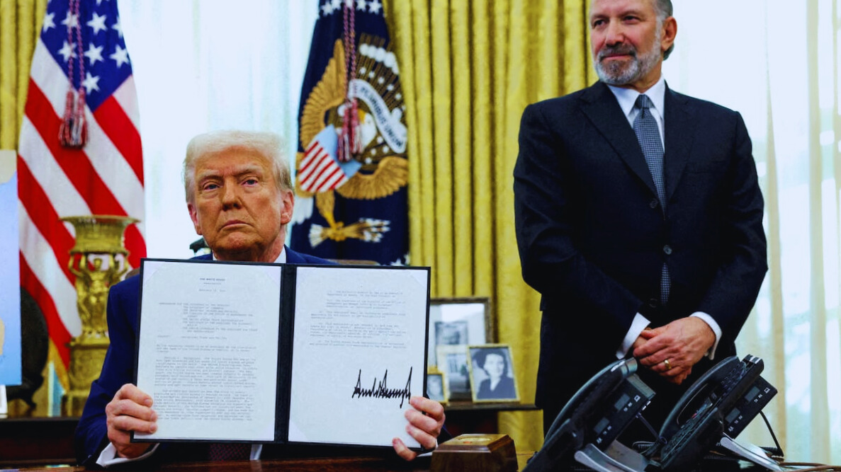 Trump impone aranceles del 25% a autos importados