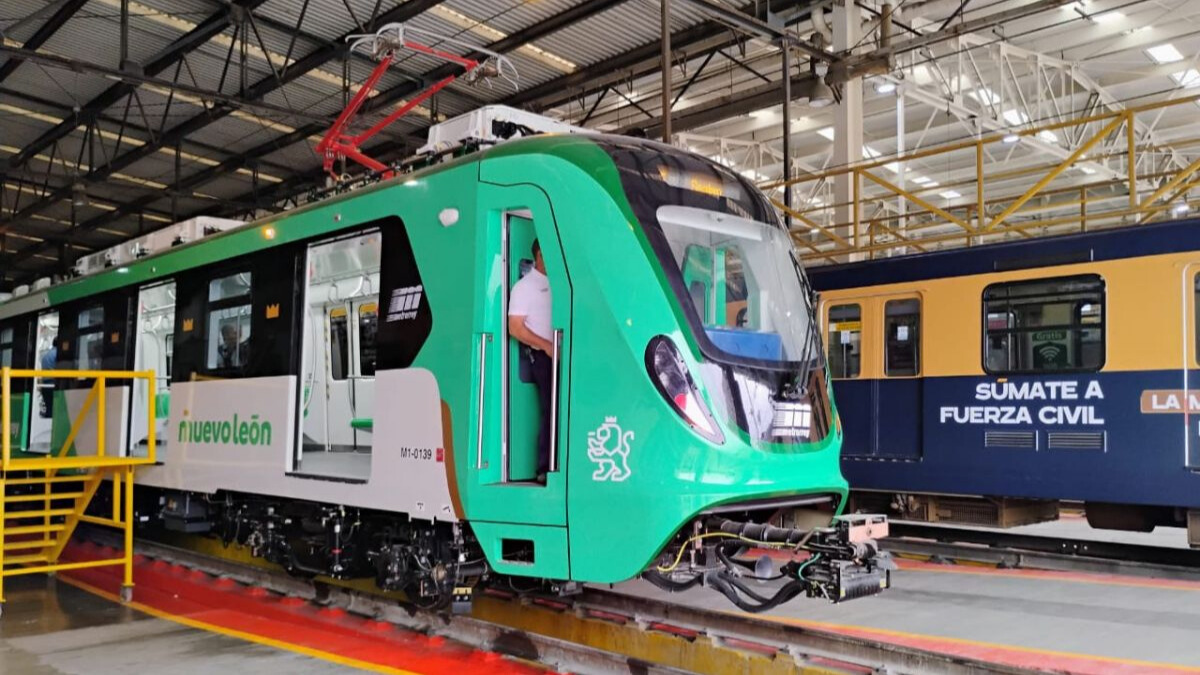 Llegan trenes inteligentes al Metro de Monterrey