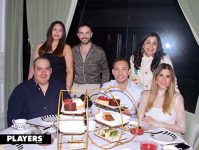 Carolina Maldonado, Lalo Rodríguez, Paloma Marum, Vanessa Volnie, Pablo Ramírez y Rodrigo Álvarez