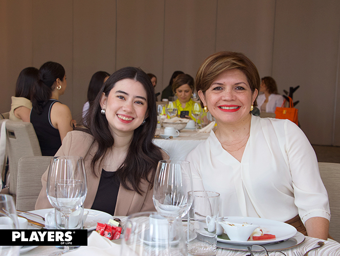 Gabriela Hernández y Selene Lugo