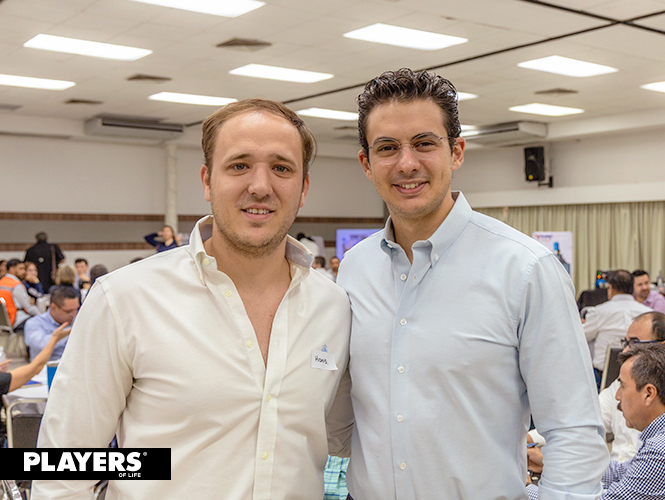 Antonio Hernández y Hans Von Bertrab.