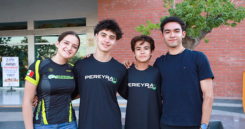 Daniela, Andrés, Juan Eduardo y Elías.