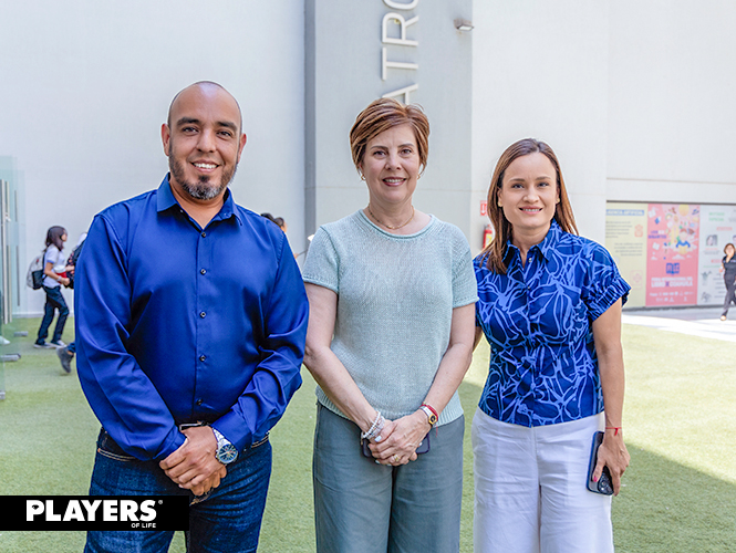 Eduardo Hernández, Selina Bremer y Marlene Martínez.