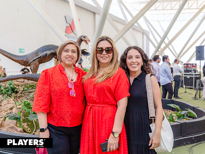 Mirna Castillo, Laura Riojas y Eloisa Durón.
