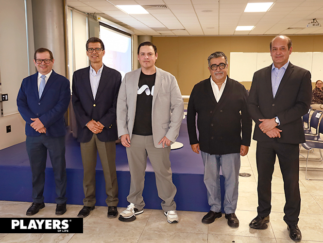 Pedro Martínez, José Manuel Vega, Luis Garza, Paco de Vega y Enrique Cortez.