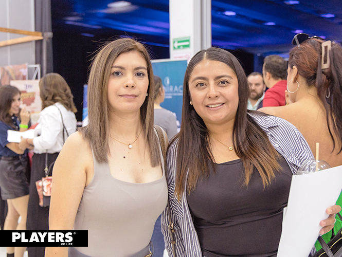 Arlette Sifuentes y Mili Álvarez.