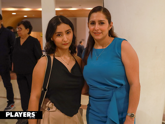 Astrid Valdés y Sophia Mendoza.