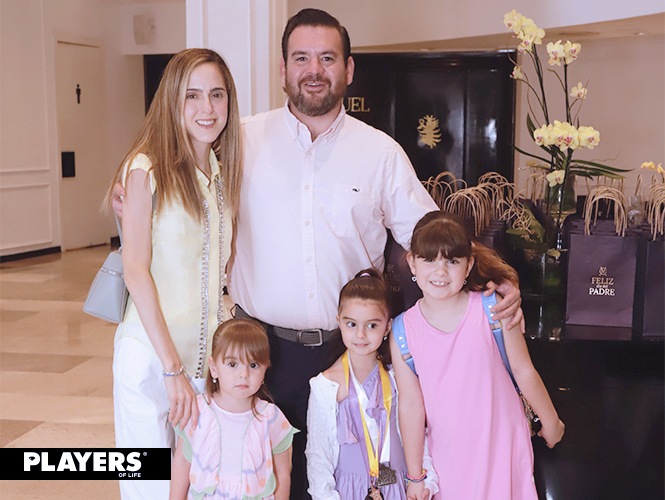 Cecilia Guzmán, David Benavides, Fer Benavides, Eugenia Benavides y Cecy Benavides