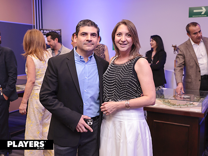 Daniel Morales y Paty Lugo.