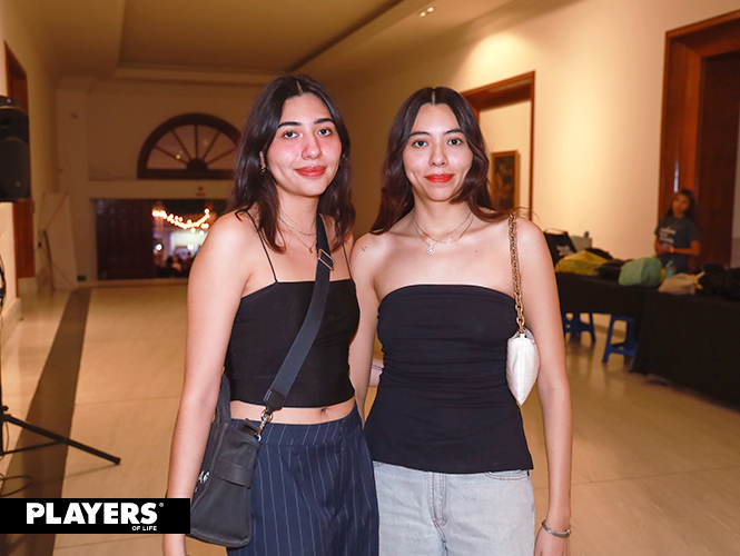 Daniela y Victoria.
