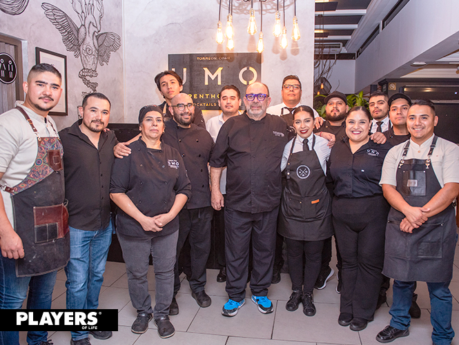 Equipo de UMO Penthouse en Torreón.